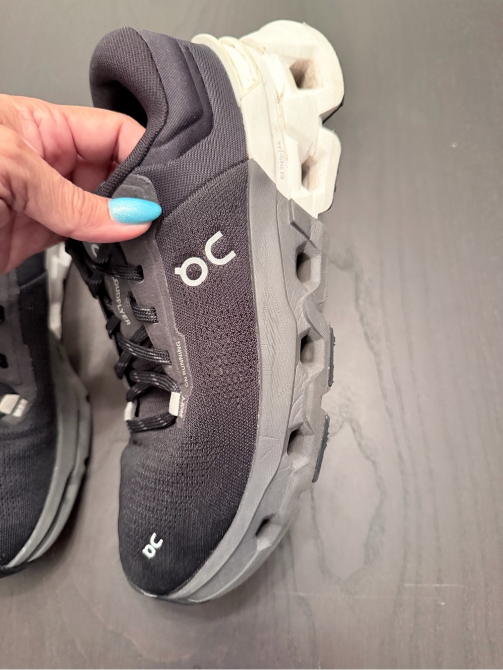 On Running Cloudrunning Women's Black/Gray Running Shoes size W8.5